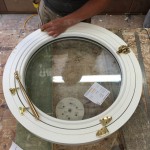 Opening Round hardwood window painted white wooden